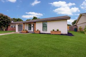 Island Pride Escape - Near Moody Gardens and Beach