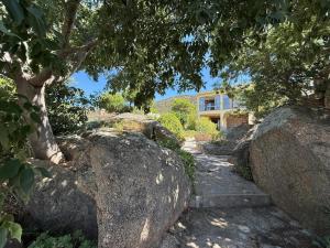 Casa espaciosa con aire acondicionado y admite mascotas en Pau - ES-366-2