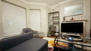 Classical one-bedroom flat close to O2 Arena