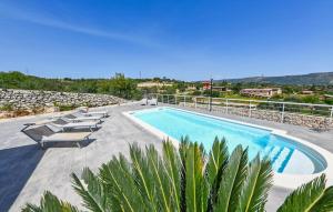 Cozy Home In Floridia