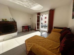 Charmant Duplex à Port Grimaud avec Balcons et Parking - FR-1-868-15