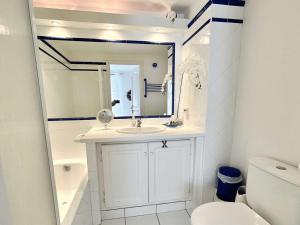 Maison 4 chambres à Port Grimaud avec piscine et amarrage privé - FR-1-868-18