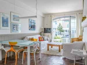 Maison avec clim et Wi-Fi, amarrage privé proche plage - FR-1-868-26