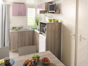 Charmant Mobil-home avec Terrasse pour 5 personnes - API-1-52-1597