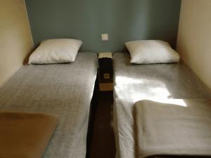 Charmant Mobil-home avec Terrasse pour 5 personnes - API-1-52-1597