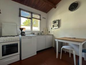 Villa 4 Pièces Familiale, Animaux Bienvenus, Parking, Proche Mer - FR-1-705-109