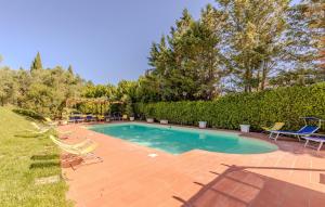 Nice Apartment In Frazione Canonica,Todi