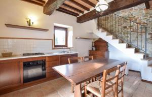 Nice Apartment In Frazione Canonica,Todi