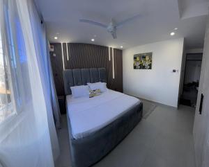 Executive 2 bedroom with SWIMMING POOL, 3 minutes walk to Jumeirah beach NYALI