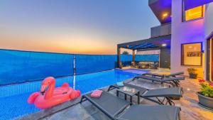 Yeşilköy 3 bedroom secluded villa with private pool hot tub