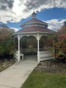 Beachfront Condo - Walk to Beach, Sunrise views