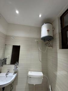 Cs Shree Suites by Elegance Resort