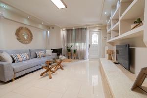 Ivory Cozy Home by RentalsPro - Nea Moudania Halkidiki