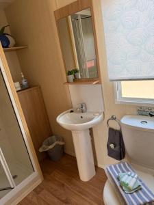 Shell Beach Holiday Home Mersea Coopers Beach