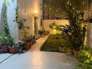 Spacious Garden Home