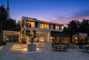 Arbor Hotel - Signature Collection