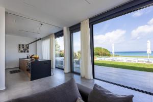 Miguel Luxury Beach Front Villa