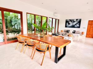 Modern and stylish 3 Bedroom Villa