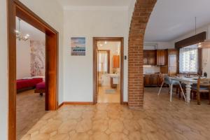 MarcoPoloAirport4-Parking-Wifi-Netflix-PrimeVideo