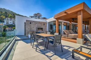 Ocean View 2BD Retreat with Pool