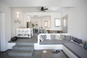 Serifos Beachfront Villa Ganema