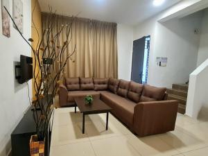 Relaxing Corner Family Stay Kids Pool and BBQ Banting