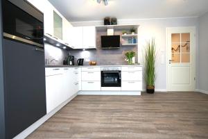 Bernstein Suite & Breakfast Apartment 02