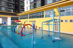 Elegant and cheap studio at condo near Jonker Street