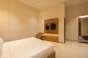 The Continental Suites