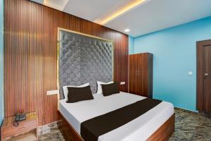 Hotel O Baba Dhaba Restaurant & Hotel