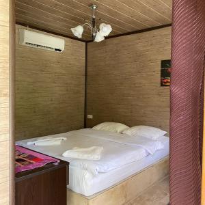 Seven Rock Cave Hotel