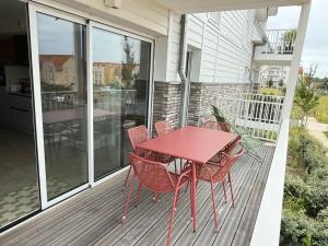 2 Ch Appt 63m² 46P. + piscine 4 mn plage & centre