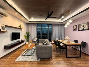 Kuching Vivacity Megamall Jazz Suite 3BR 8pax