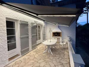 Villa Lège-Cap-Ferret, 4 chambres, 8 pers., jardin clos, animaux admis - FR-1-736-73