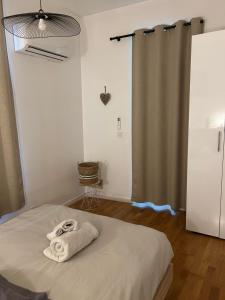 T2 Apartment in Toulon Center