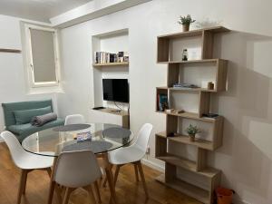 T2 Apartment in Toulon Center