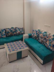 Tofino -1 BHK airconditioned serviced apartment with a forest view fully furnished with wifi ,fridge,smart tv,washing machine , operational kitchen and lift facility