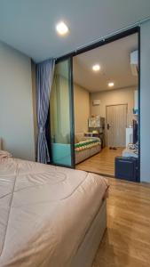 Plum New West - Pool View