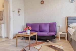 Stylish 2BR Apartment Garden & Contemporary Amenitie