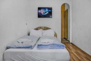 Cozy 2BR Apartment Near Millennium Tower