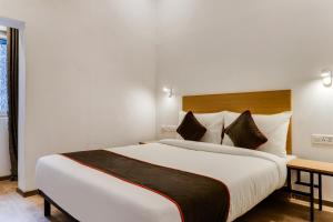 Townhouse Gandhi Hall