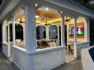 Villas Carela, Villas Privadas con Piscina y Jacuzzi a 2 Minutos de la Playa de Cabarete