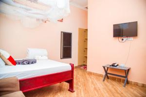 ELLYN EXECUTIVE LODGE