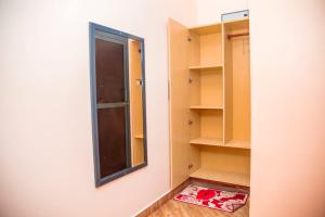 ELLYN EXECUTIVE LODGE