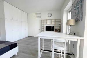 Mascagni studio flat