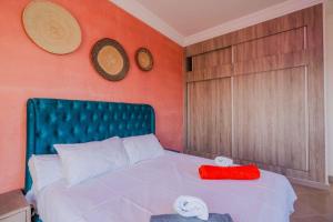 Tagant Villa with Pool & Montain View