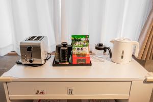 4 Min Walk to JR Sobu Line Free Private Gas Dryer 52sqm Apartment Sleeps 5 13 Min Direct to Tokyo Station Easy Access to Shinjuku Asakusa Kamakura Enoshima Tokyo Dome Direct Train to Narita Airport Near Shibuya Ueno Oshiage Skytree