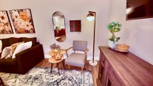 Fields & Fences Suite Fort Langley