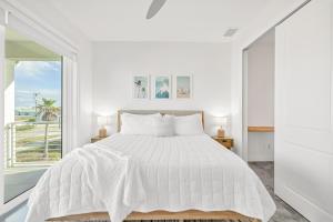 Ponce Inlet Surf Villa- Steps to beach with pool and spa!