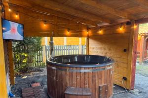 Stylowy Mazurski Domek nad jeziorem Roś